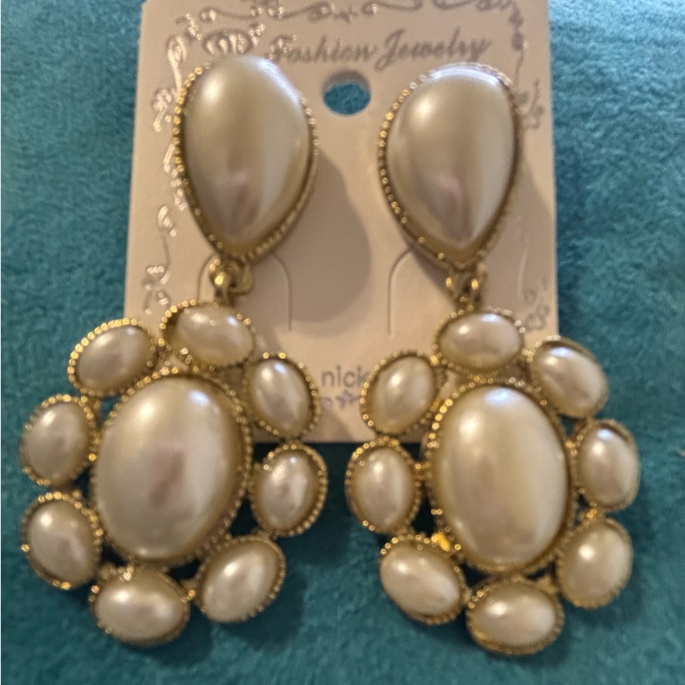 Elegant Gold and White Drop Earrings
